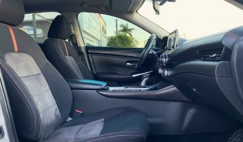 Nissan Sentra SR Bitono 2023 lleno