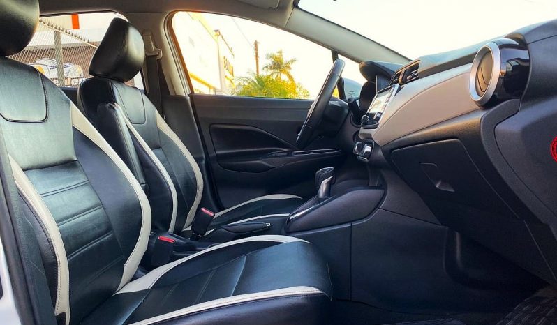 Nissan Versa Exclusive 2022 lleno