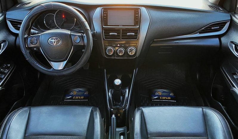Toyota Yaris S 2022 lleno