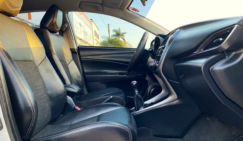 Toyota Yaris S 2022 lleno