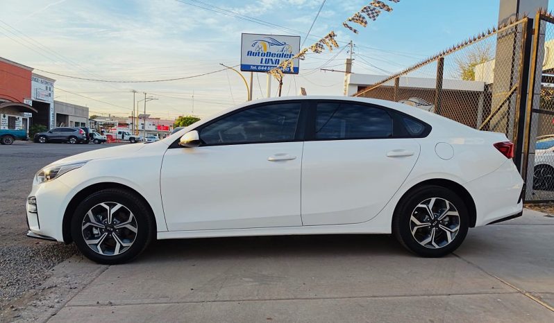 Kia Forte LX 2021 lleno