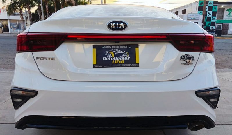 Kia Forte LX 2021 lleno