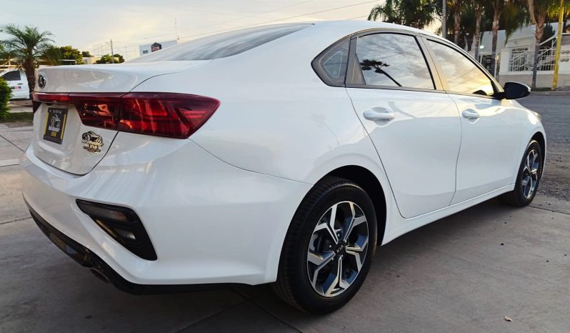 Kia Forte LX 2021 lleno