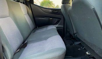 Nissan NP 300 SE 2018 lleno